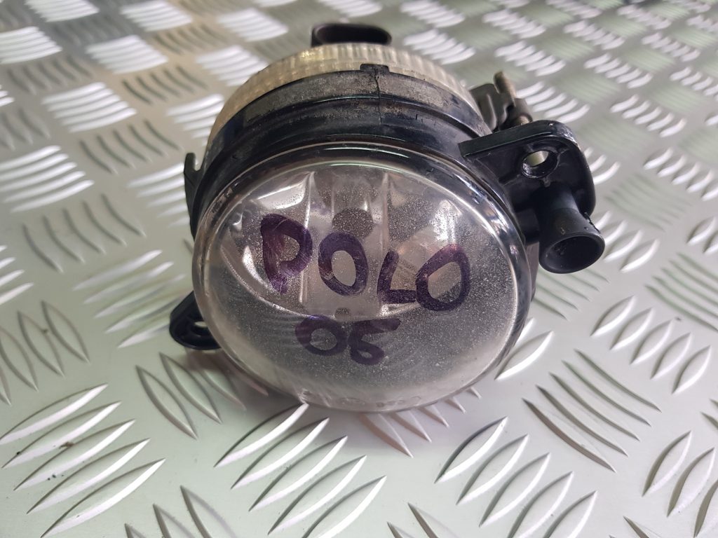 Miglas lukturis priekšā pa kreisi priekš VW POLO 2005 1 Miglas lukturis priekšā pa kreisi priekš VW POLO 2005