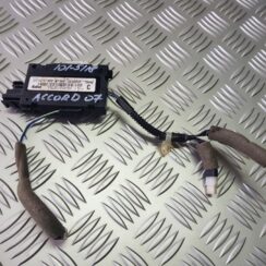 Antenas pastiprinātāja bloks priekš HONDA ACCORD 2007 YR565P