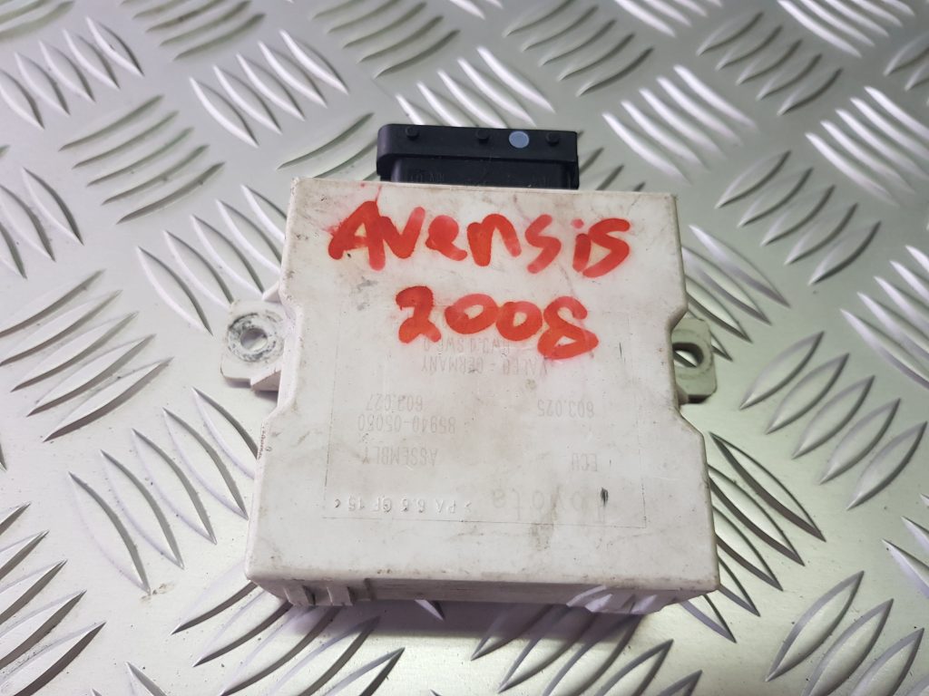 Vējstikla tīrīšanas mehānisma releja priekš TOYOTA AVENSIS 2008 1 Vējstikla tīrīšanas mehānisma releja priekš TOYOTA AVENSIS 2008