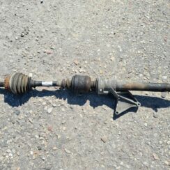 Pusass priekšēja labā priekš SAAB 9-5 1999