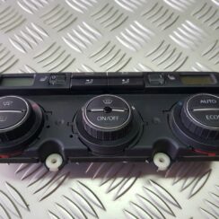 Klimata kontroles bloks priekš VW PASSAT B6 2006 ANGL. UNIVERSAL