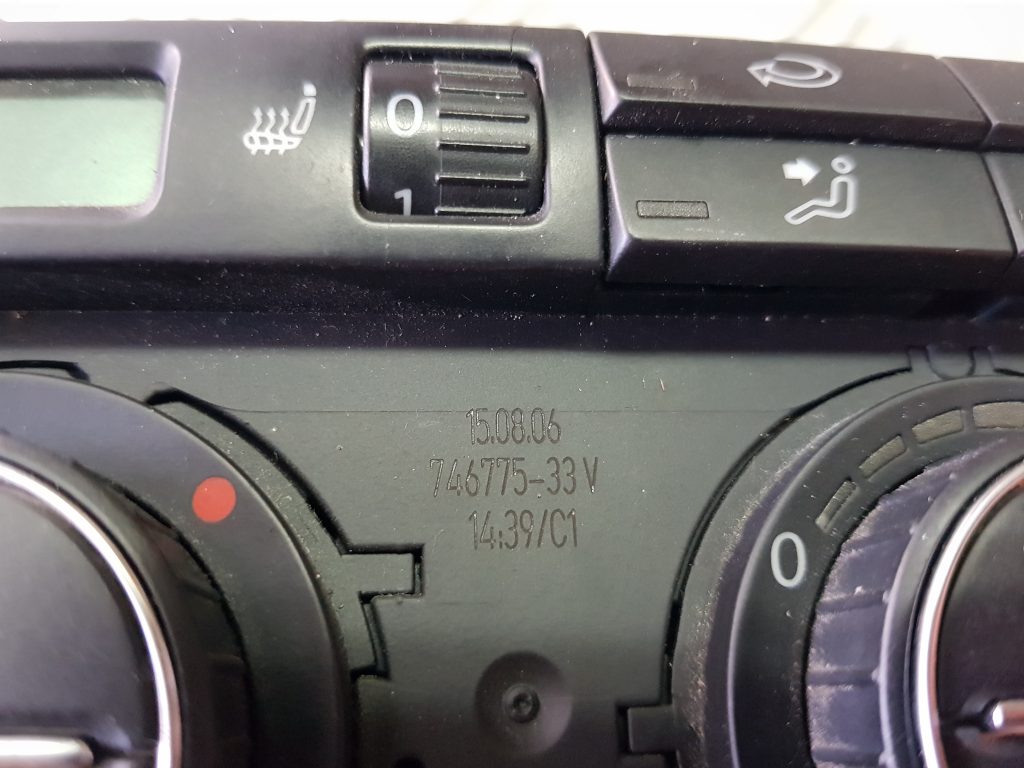 Klimata kontroles bloks priekš VW PASSAT B6 2008 ANGL.