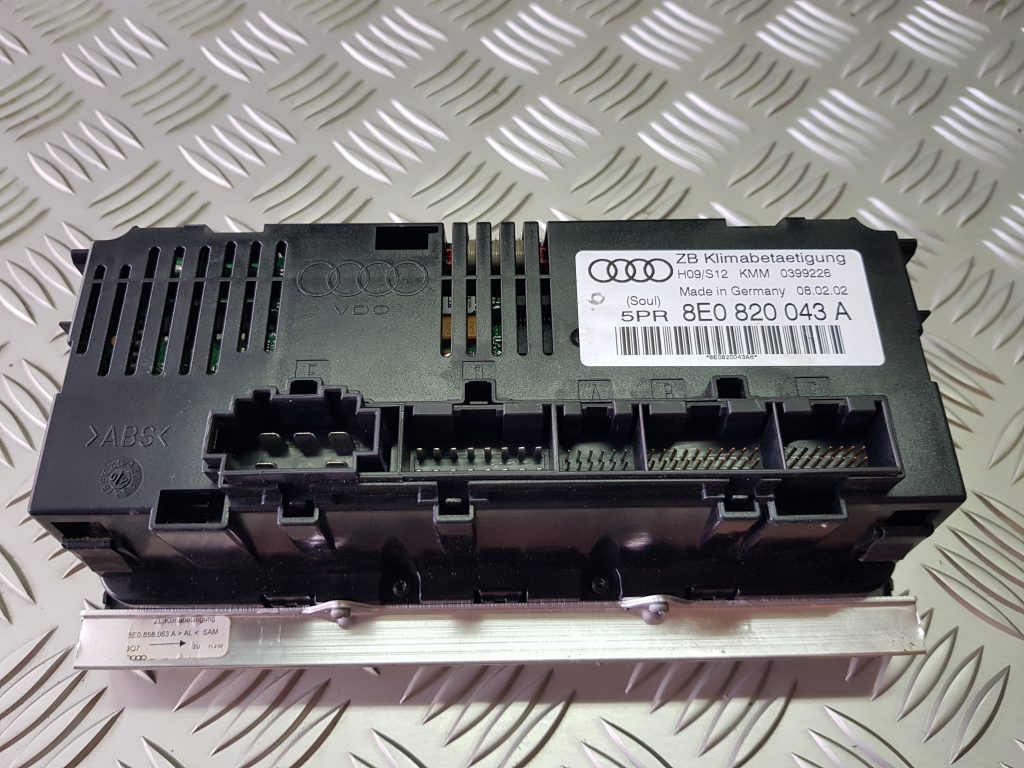 Klimata kontroles bloks priekš AUDI A4 2001 2 Klimata kontroles bloks priekš AUDI A4 2001