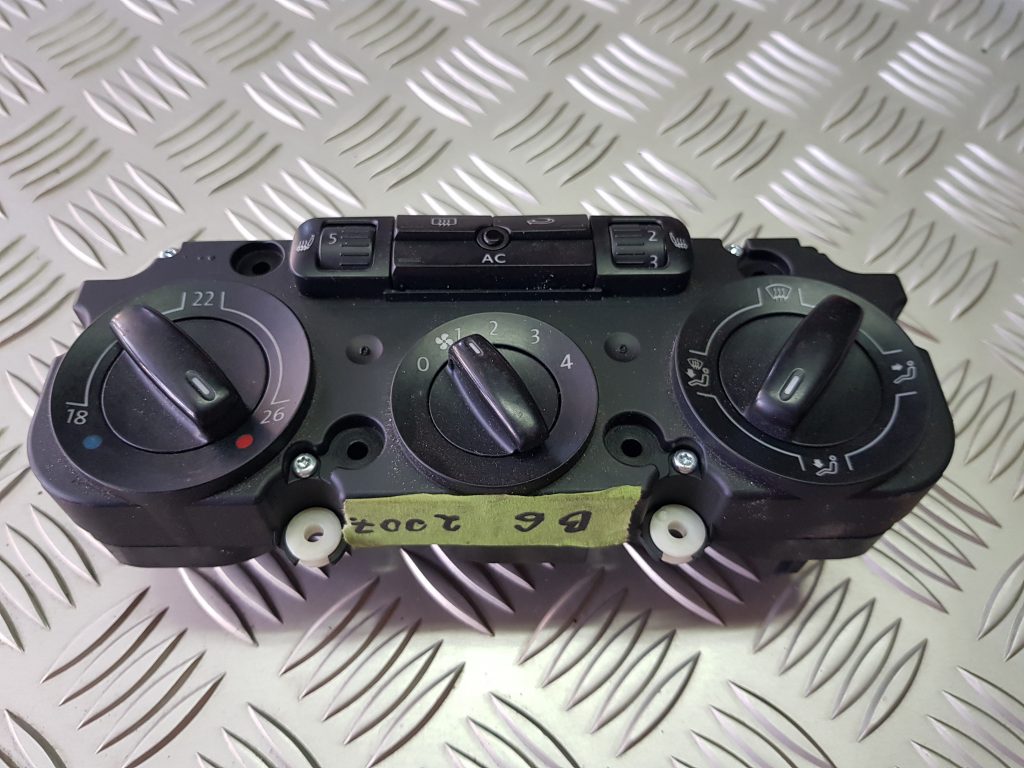 Klimata kontroles bloks priekš VW PASSAT 2007 UNIVERSAL SILVER 1 Klimata kontroles bloks priekš VW PASSAT 2007 UNIVERSAL SILVER