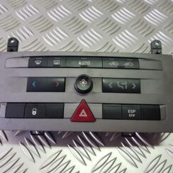 Klimata kontroles bloks priekš PEUGEOT 407 2004