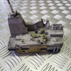 Aizmugurējo labo durvju slēdzene priekš PEUGEOT 307 2007