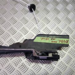 Priekšējo labo durvju slēdzene priekš AUDI A4 AVANT 2004