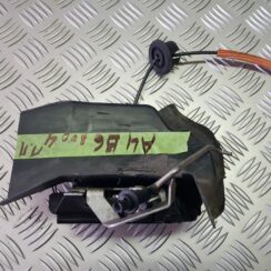 Aizmugurējo kreiso durvju slēdzene priekš AUDI A4 AVANT 2004