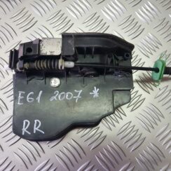 Aizmugurējo labo durvju slēdzene priekš BMW 525D E61 2007 TOURING BLACK