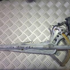 Stikla pacelšanas mehānisms priekšējais kreisais priekš TOYOTA COROLLA VERSO 2009