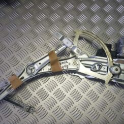 Stikla pacelšanas mehānisms priekšējais kreisais priekš OPEL ASTRA H STATION WAGON 2009