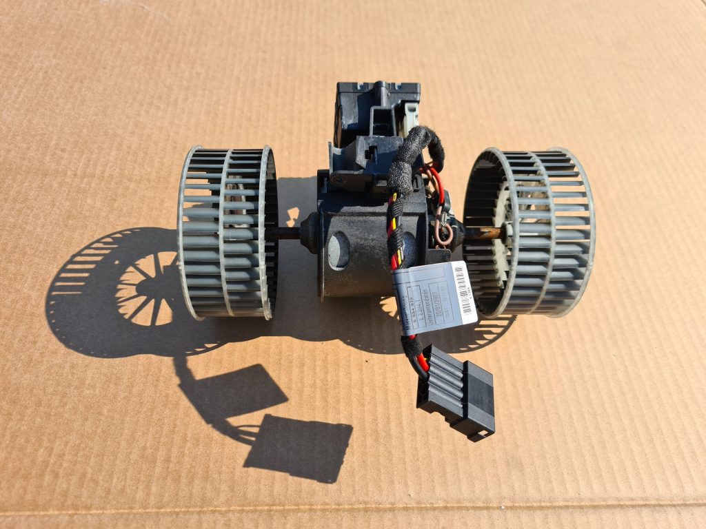 Salona ventilators priekš BMW 525D E61 2007 TOURING BLACK