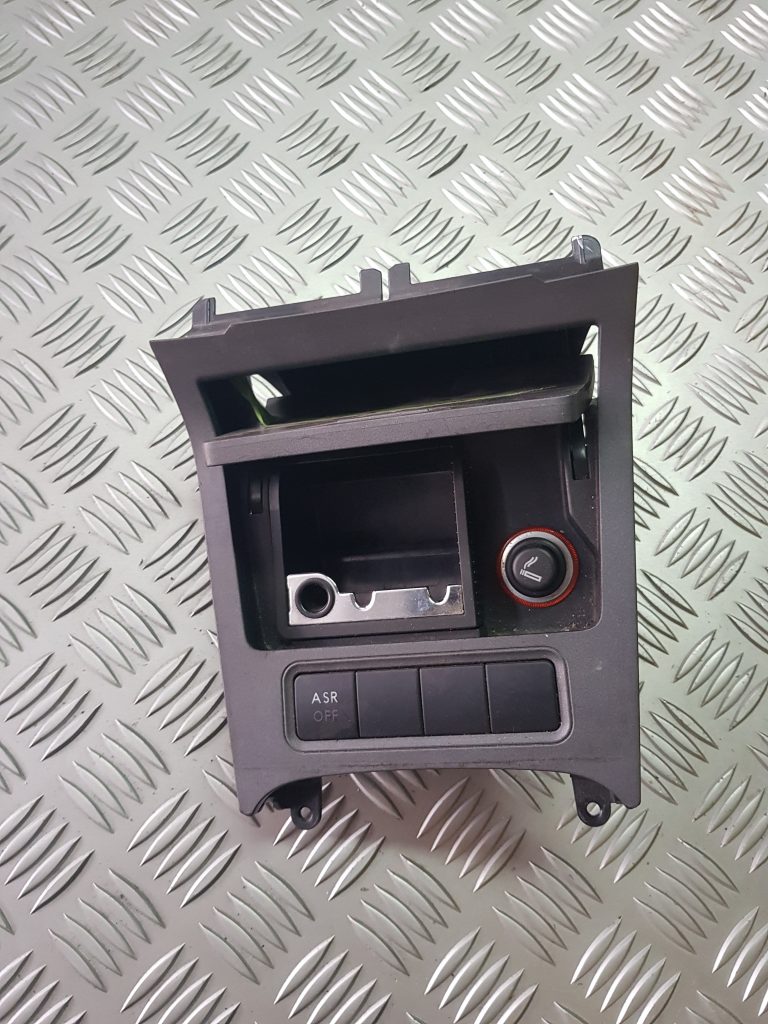 Pelnu trauks priekš VW GOLF 5 2006