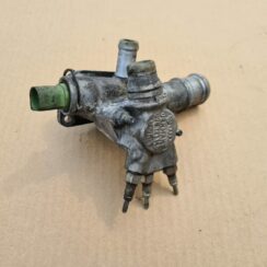 Termostata korpuss priekš VW PASSAT 2000 BLUE
