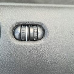 Lukturu augstuma regulēšanas poga priekš VW PASSAT 2000 BLUE