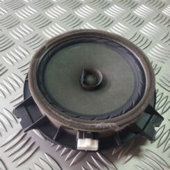 Durvju skaļrunis, apakšā priekš TOYOTA VERSO 2012