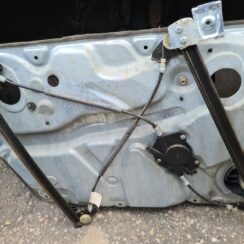 Stikla pacelšanas mehānisma panele priekš VW PASSAT 2000 BLUE