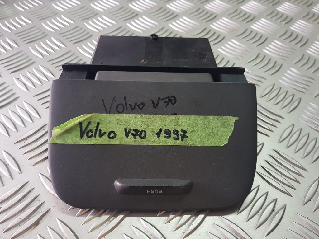 Pelnu trauks priekš VOLVO V70 1997 1 Pelnu trauks priekš VOLVO V70 1997