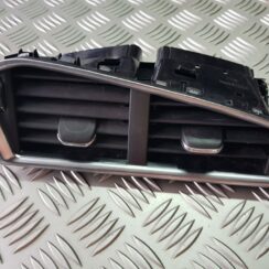 Mērinstrumentu paneļa gaisa vads, centrā priekš CITROEN C4 2018