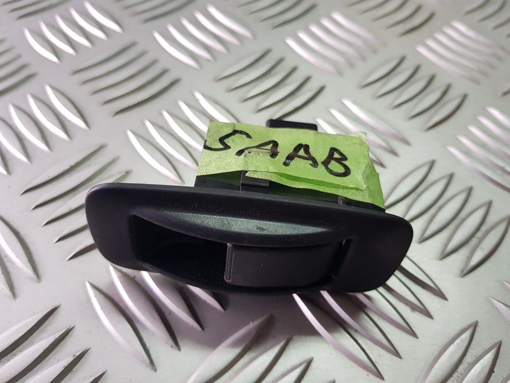 Stikla pacelšanas poga priekš SAAB 9-5 1999 1 Stikla pacelšanas poga priekš SAAB 9-5 1999