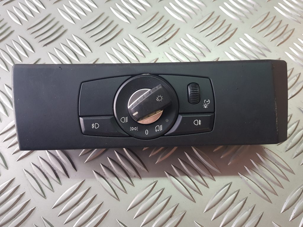 Gaismas slēdzis priekš BMW 525D E61 2007 TOURING BLACK 1 Gaismas slēdzis priekš BMW 525D E61 2007 TOURING BLACK