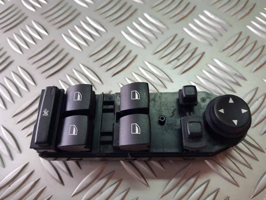 Šofera durvju slēdža pogas priekš BMW 530D E61 2006 TOURING TITANSILVER