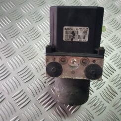 ABS bloks priekš AUDI A4 2001