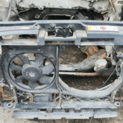 Priekšējā radiatora rāmis priekš AUDI A6 1998