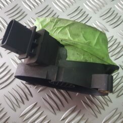 Gaisa plūsmas mērītājs priekš BMW 520D E60 2006 ENG.