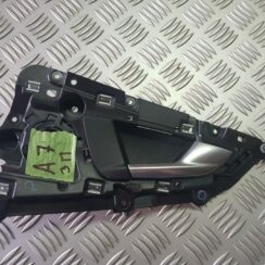 Salona durvju rokturis, aizmugures labais priekš AUDI A7 2011 SPORTBACK