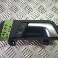 Salona durvju rokturis, priekšējais kreisais priekš AUDI A4 2005