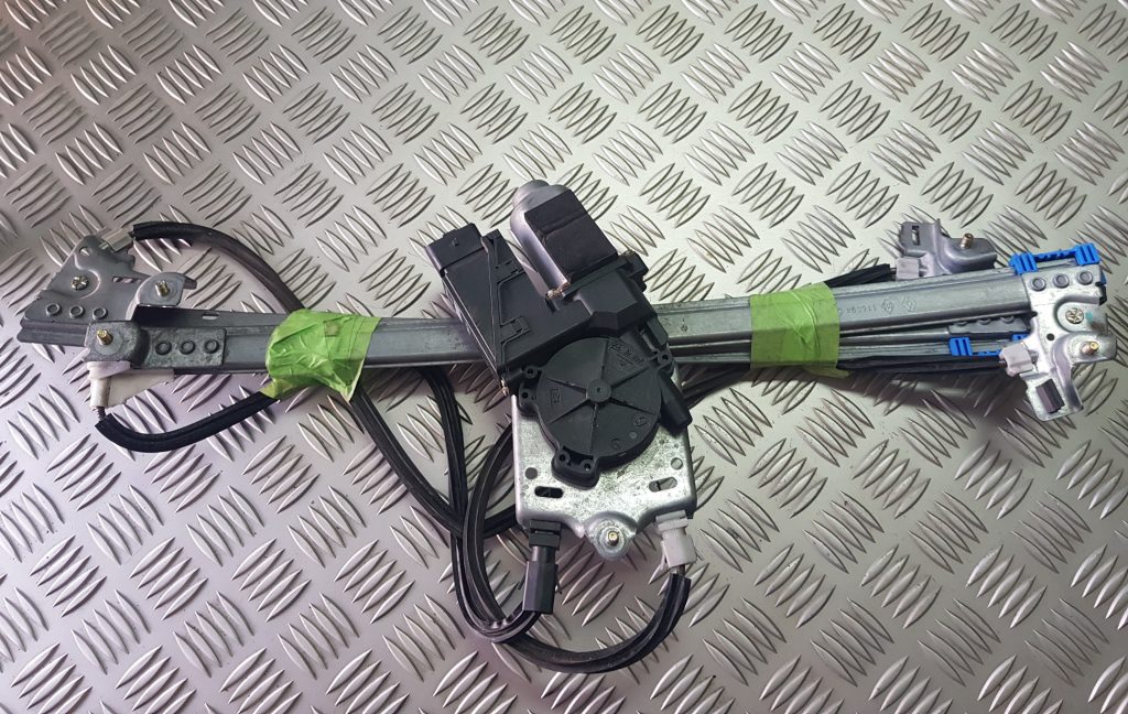 Stikla pacelšanas mehānisms priekšējais labais priekš RENAULT ESPACE IV 2006 1 Stikla pacelšanas mehānisms priekšējais labais priekš RENAULT ESPACE IV 2006