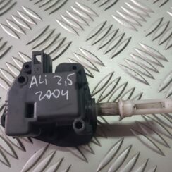 Bagažnieka vāka slēdzenes motors priekš AUDI A4 AVANT 2004