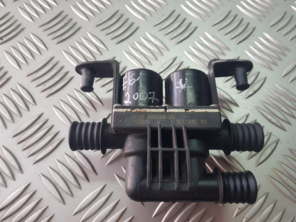 Apsildes radiatora vārsts priekš BMW 525D E61 2007 TOURING BLACK 2 Apsildes radiatora vārsts priekš BMW 525D E61 2007 TOURING BLACK