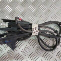 Lukturu mazgātāja sprausla priekš TOYOTA VERSO 2012