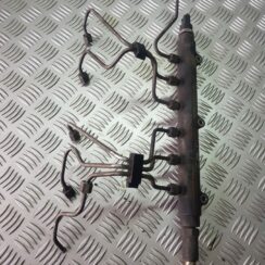 Degvielas sadales caurule priekš VOLVO XC90 2004