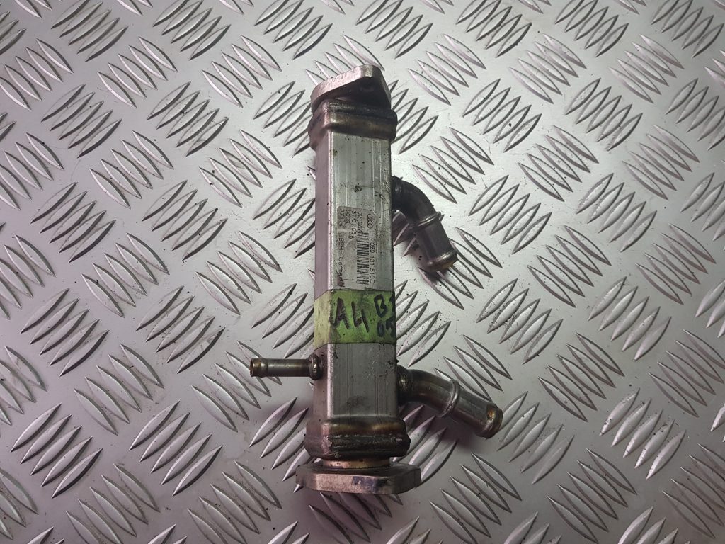 EGR vārsta dzesētājs priekš AUDI A4 2005 1 EGR vārsta dzesētājs priekš AUDI A4 2005