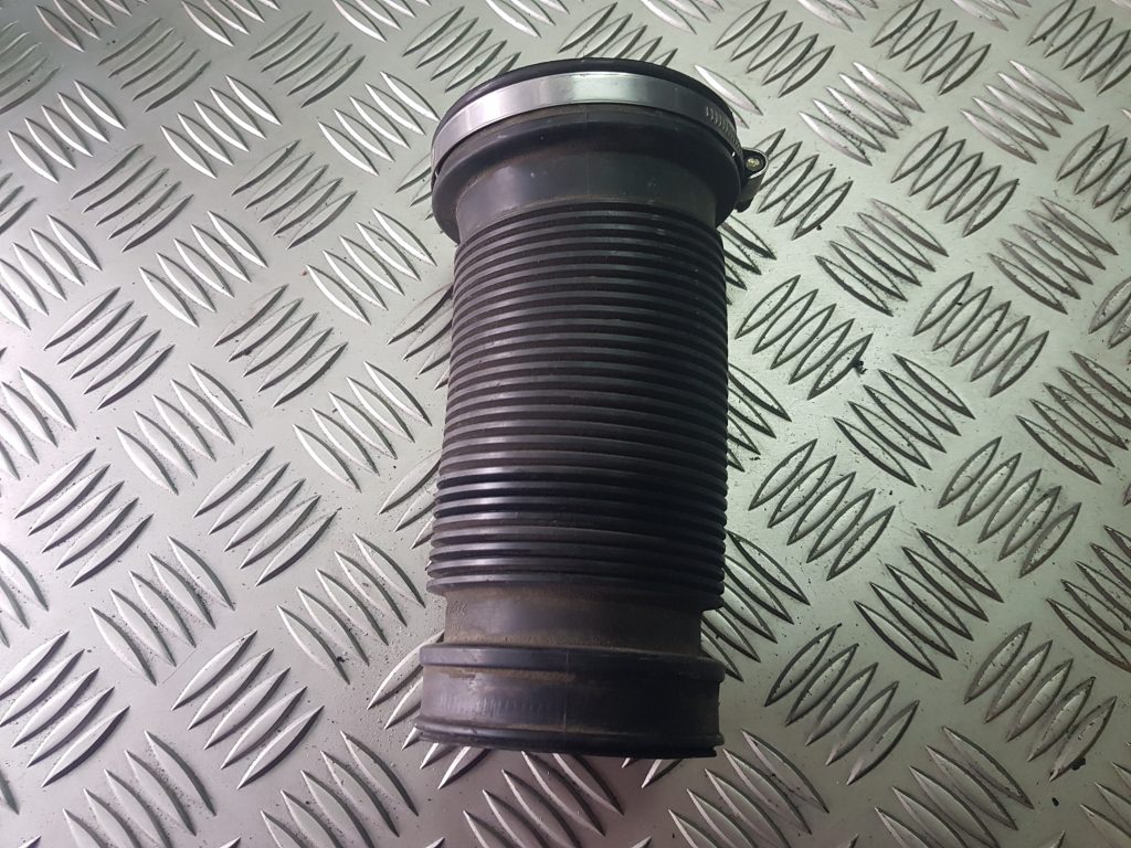 Gaisa filtra korpusa caurule priekš VW PASSAT 2000 BLUE