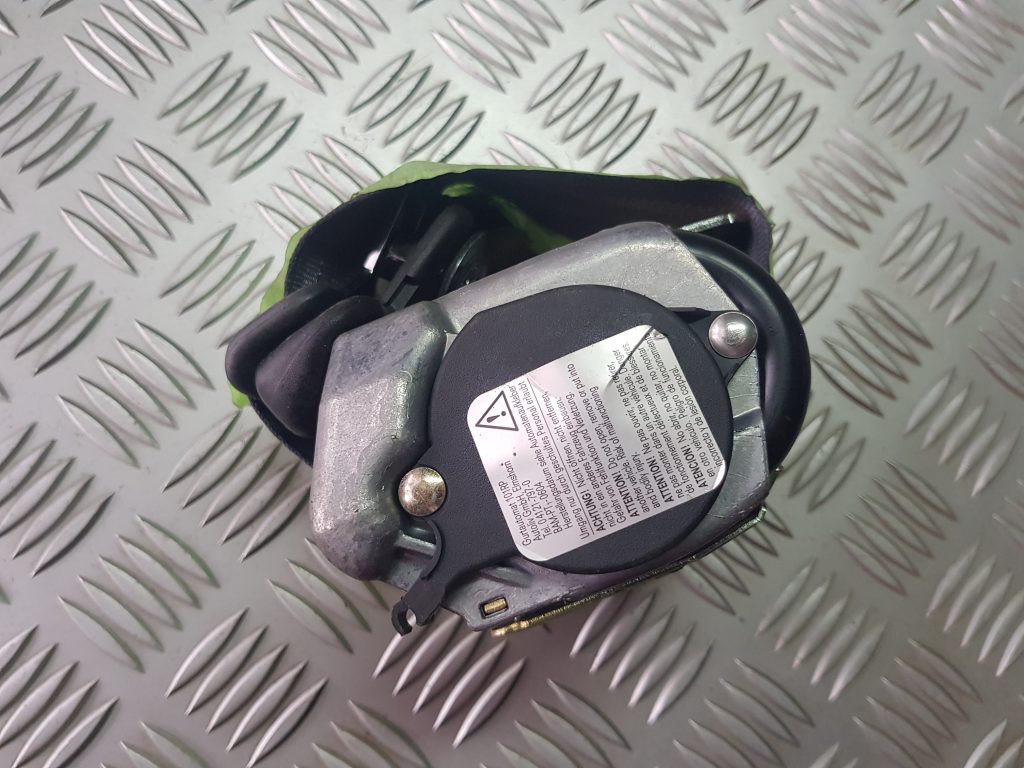 Aizmugurējā labā drošības josta priekš TOYOTA COROLLA VERSO 2008