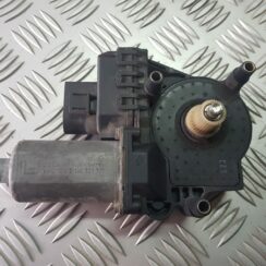 Elektrisko stiklu motors priekš AUDI A6 AVANT 2003