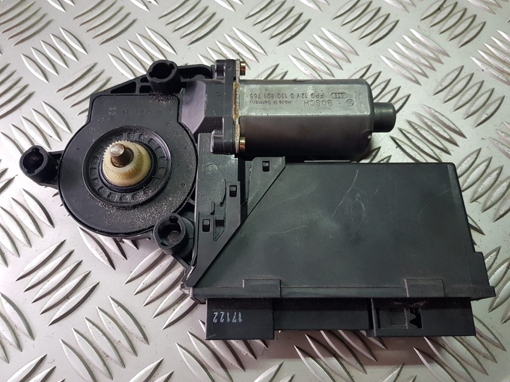 Elektrisko stiklu motors priekš AUDI A4 2001 2 Elektrisko stiklu motors priekš AUDI A4 2001