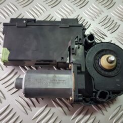 Elektrisko stiklu motors priekš AUDI A4 AVANT 2004