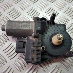 Elektrisko stiklu motors priekš AUDI A6 AVANT 2003