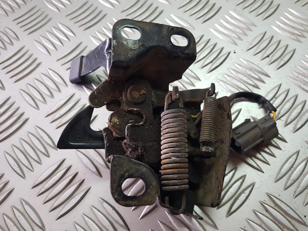 Pārsega slēdzene priekš HONDA ACCORD 2007 YR565P 1 Pārsega slēdzene priekš HONDA ACCORD 2007 YR565P