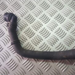 Dzesēšanas caurule priekš VW GOLF 2014