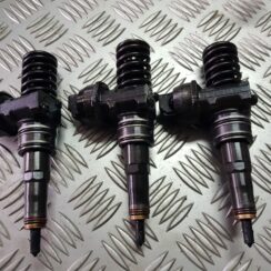 Degvielas smidzinātājs priekš VW POLO 2005