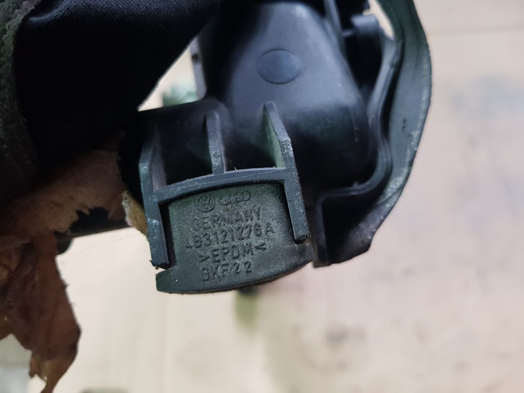 Dzesēšanas radiators priekš AUDI A6 AVANT 2003 2 Dzesēšanas radiators priekš AUDI A6 AVANT 2003