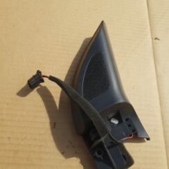 Durvju spoguļa apdares uzlika salonā (ar skaļruni) priekš VW GOLF 5 2006