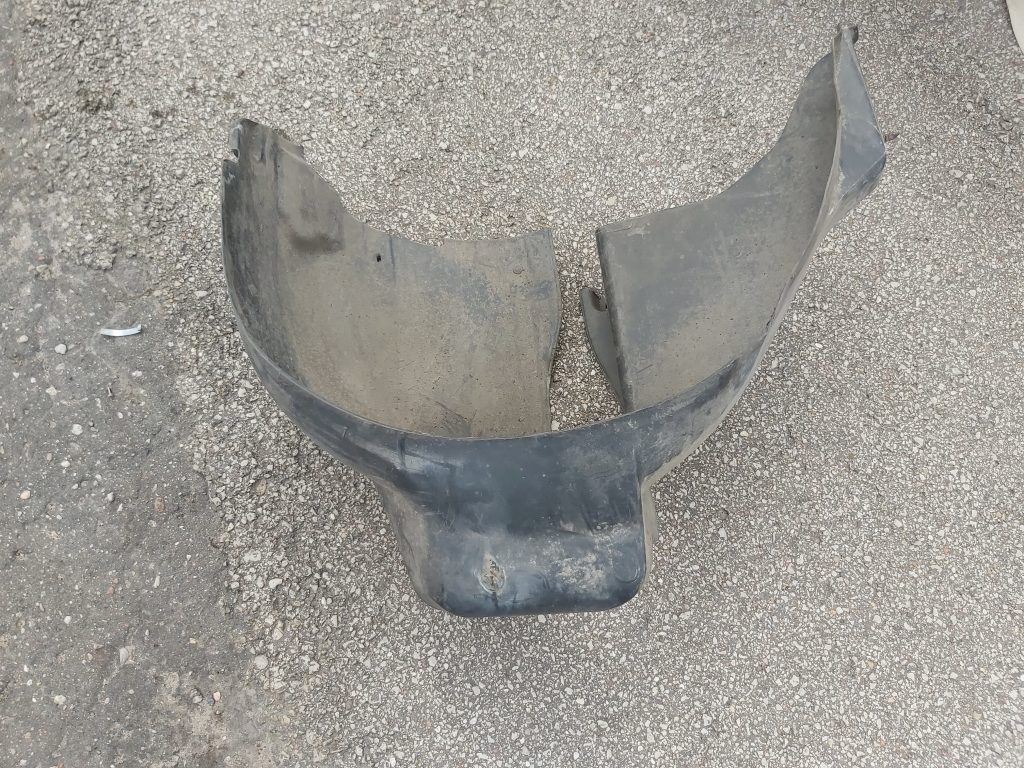 Aizmugurējais labais paspārns priekš AUDI A4 1996 1 Aizmugurējais labais paspārns priekš AUDI A4 1996