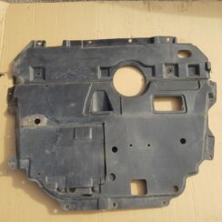 Dzinēja aizsargs priekš TOYOTA VERSO 2012